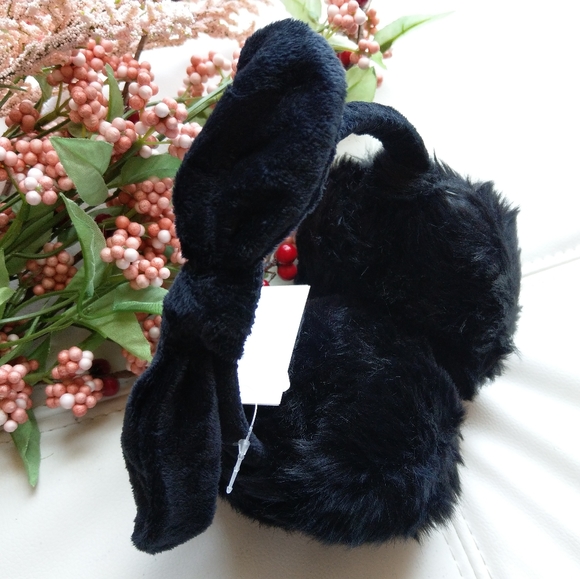 🔥LAST 1🔥NWT BLACK FAUX FUR EARMUFFS WITH BOW - Picture 3 of 6